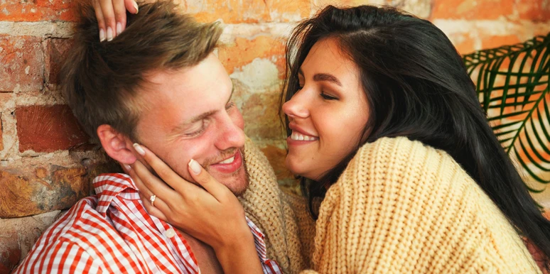 Όταν η σύντροφος γίνεται «μητέρα»: Το mothering στη σχέση και πώς φεύγεις βήμα-βήμα